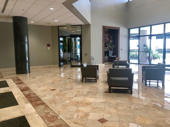 Northern Trust Plaza: 1515 Ringling Blvd, Sarasota, FL 34236